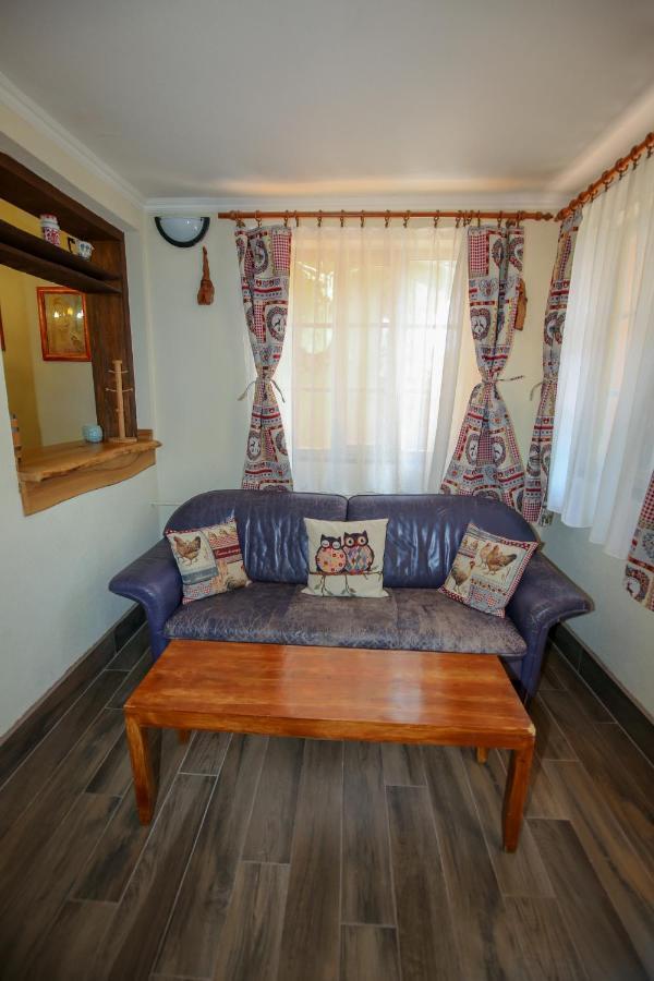 Hunter Villa สตูโรโว ภายนอก รูปภาพ